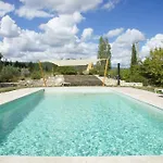 Tres Belle Maison Provencale. Piscine Et Paysage Villa *