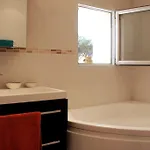 Tres Belle Maison Provencale. Piscine Et Paysage Villa