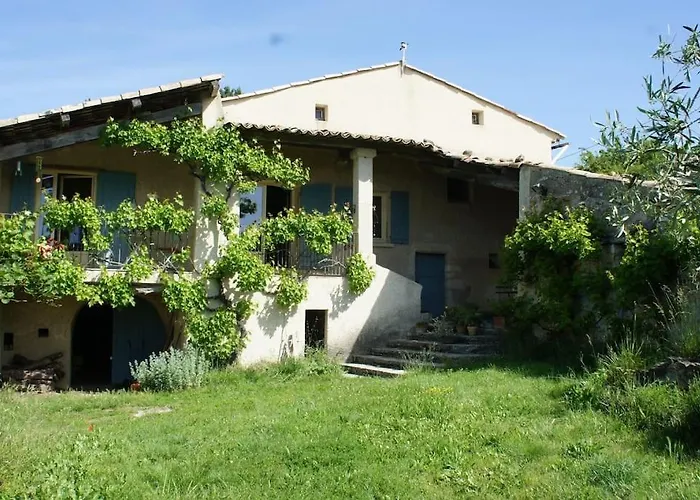 Tres Belle Maison Provencale. Piscine Et Paysage Villa Banon