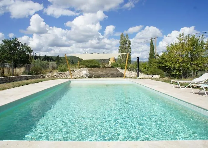 Tres Belle Maison Provencale. Piscine Et Paysage Villa *